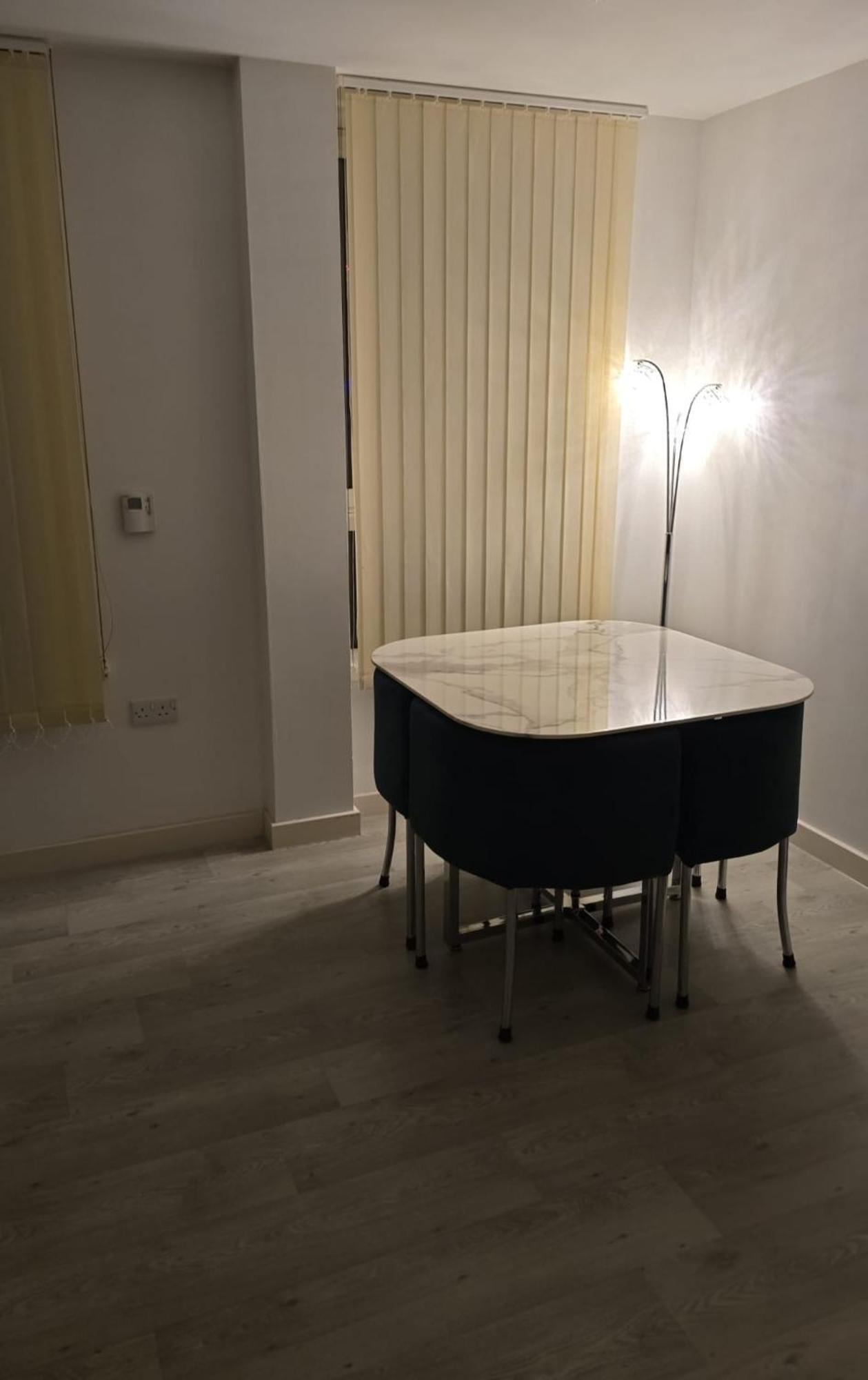 Cozy - 5 Mins From The Tube Apartment London